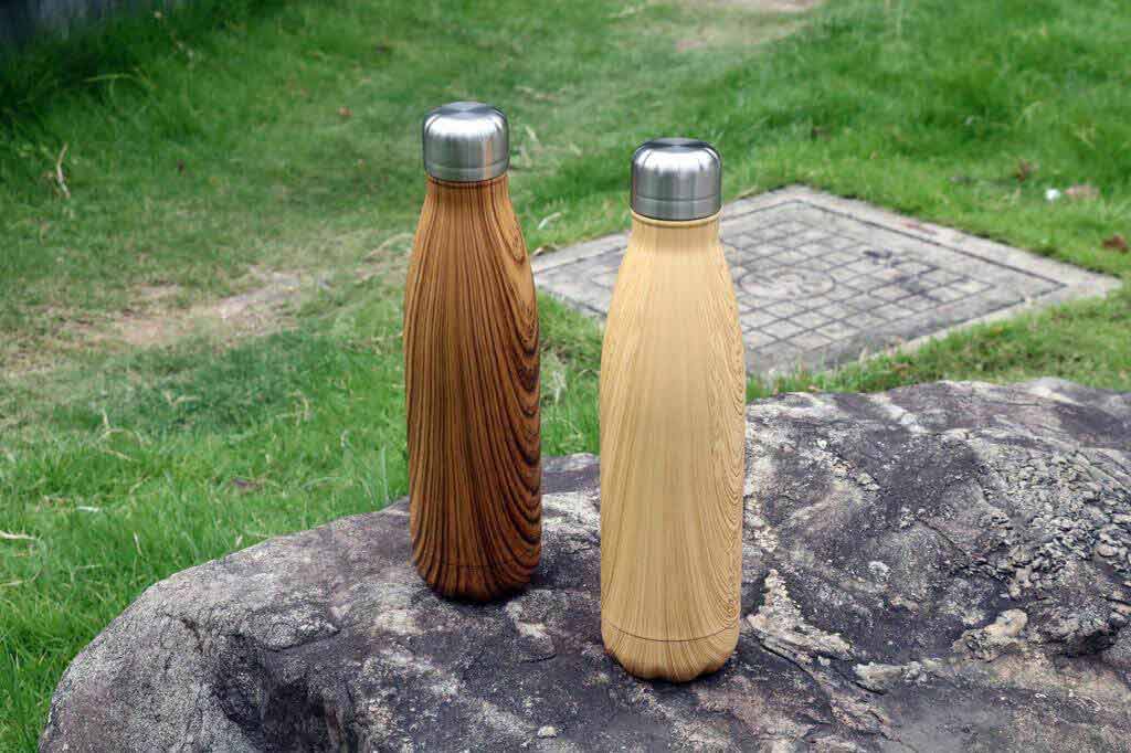 GEYER – Hans Larsen Stainless Steel Water Bottle with Wood Print – Brown